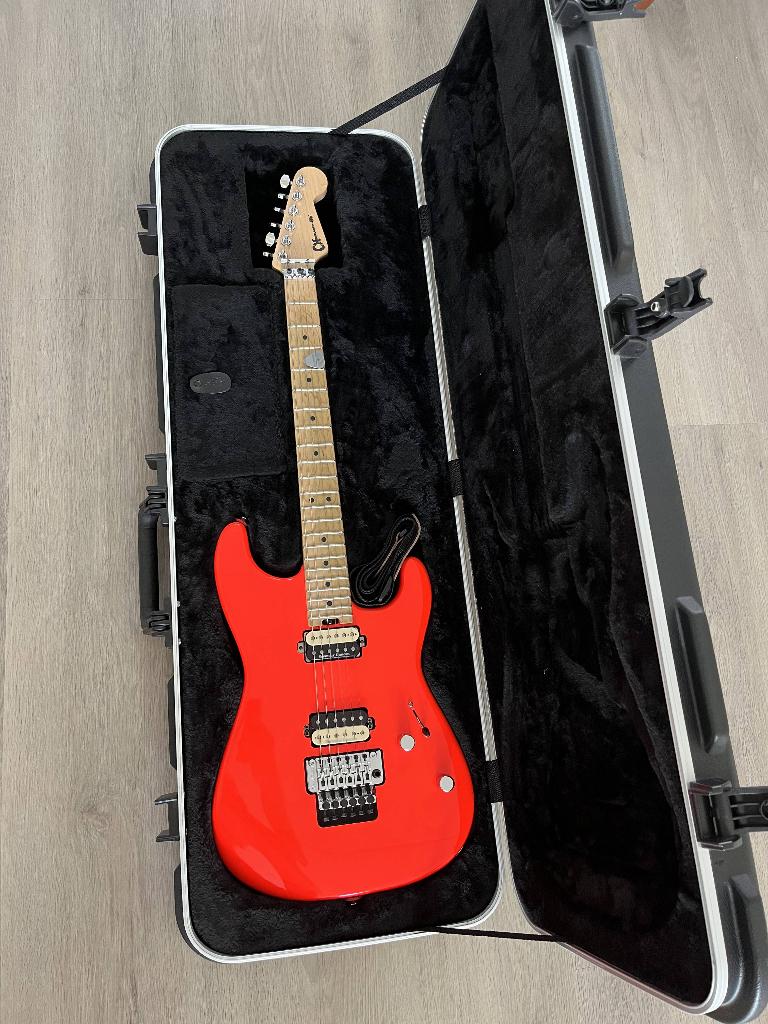 Charvel Pro Mod San Dimas (incl. Tremol-No & OHSC), Muziek en Instrumenten, Snaarinstrumenten | Gitaren | Elektrisch, Ophalen
