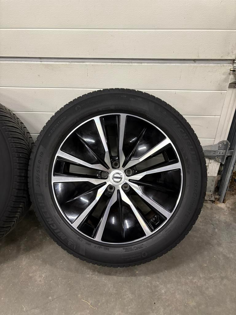 Volvo XC90 19 inch wielset Allseason Michelin, Gebruikt, Banden en Velgen, 235 mm, Personenwagen