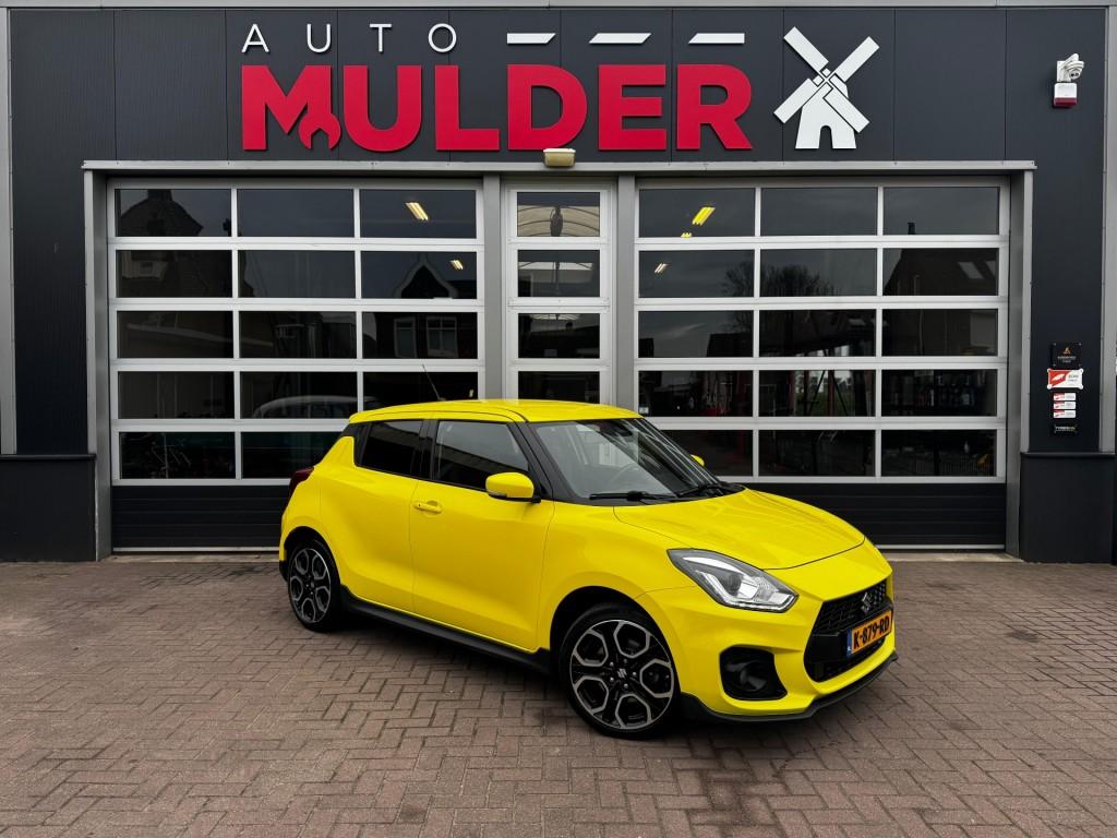 Suzuki SWIFT  1.4 BOOSTERJET SPORT / CARPLAY / NAVI / CARBON, Auto's, Gebruikt, Swift, Bedrijf, Handgeschakeld