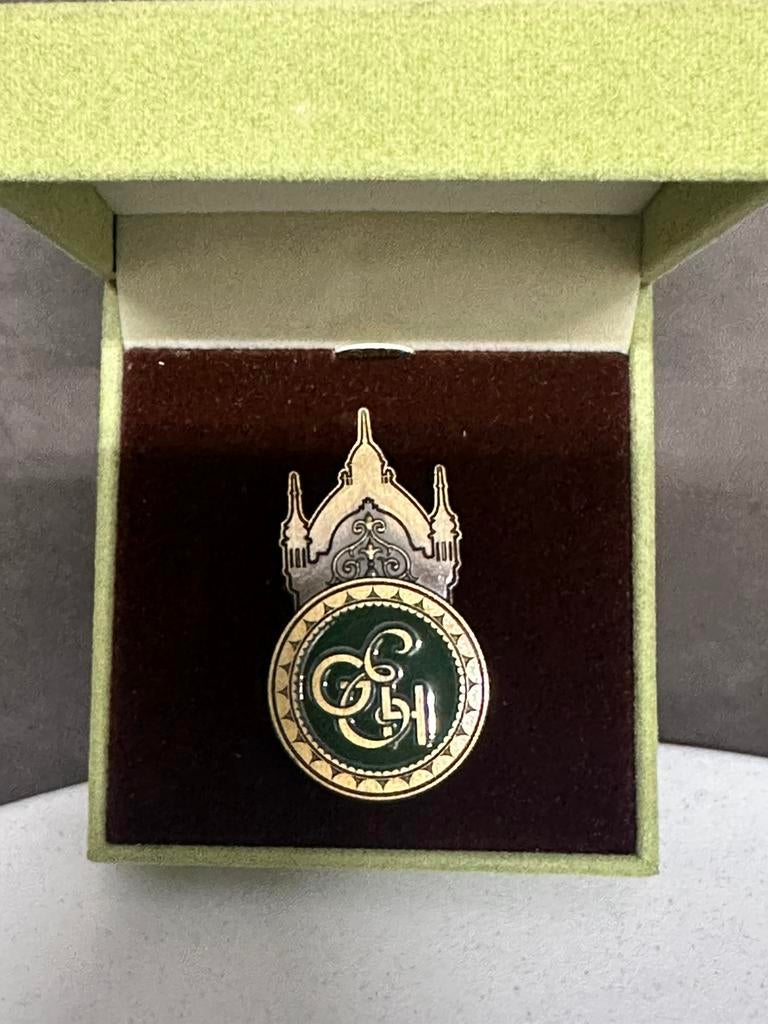 Efteling pin grand hotel, Verzamelen, Ophalen of Verzenden, Zo goed als nieuw, Button of Speldje