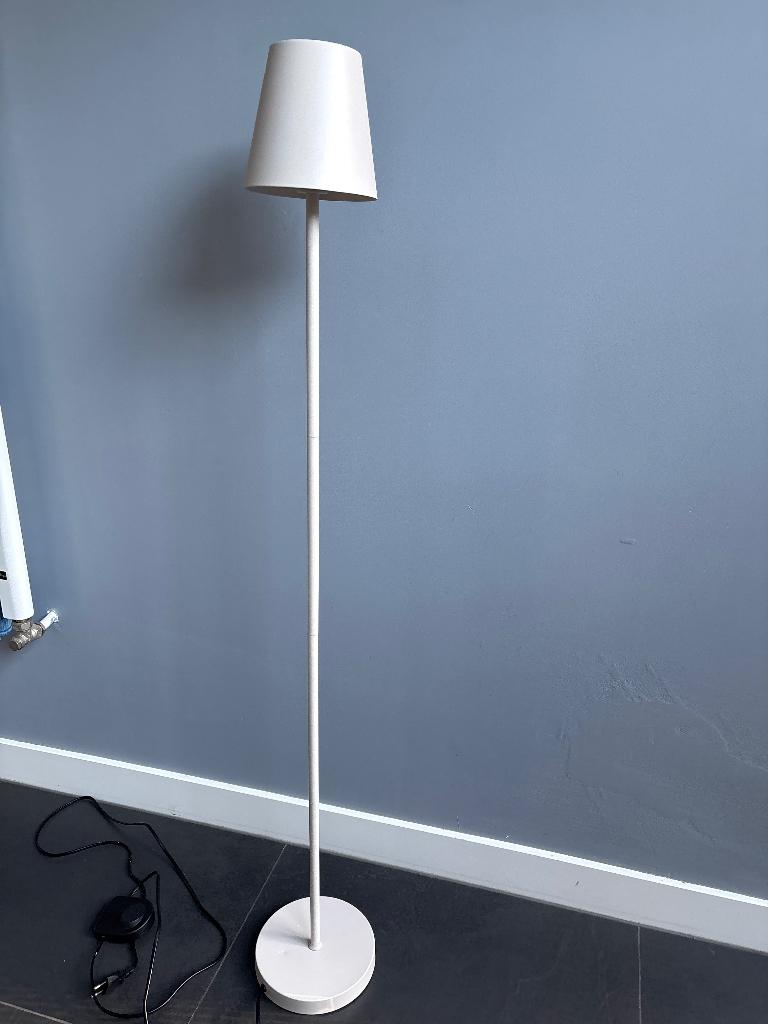 Mooie staande KARWEI lamp, Huis en Inrichting, Lampen | Vloerlampen, Ophalen, Gebruikt, 150 tot 200 cm
