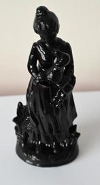 Beeld vrouw + lammetje, Verzamelen, Beelden en Beeldjes, Ophalen of Verzenden, Zo goed als nieuw, Mens