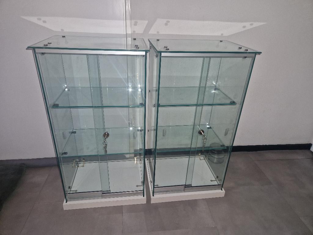 vitrine kast 2 x tempered gehard glas slot dik glas, Ophalen, Minder dan 50 cm, Met deur(en), Nieuw
