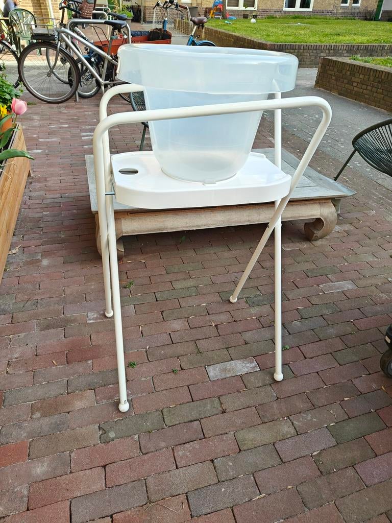 Tummy Tub met standaard, Ophalen