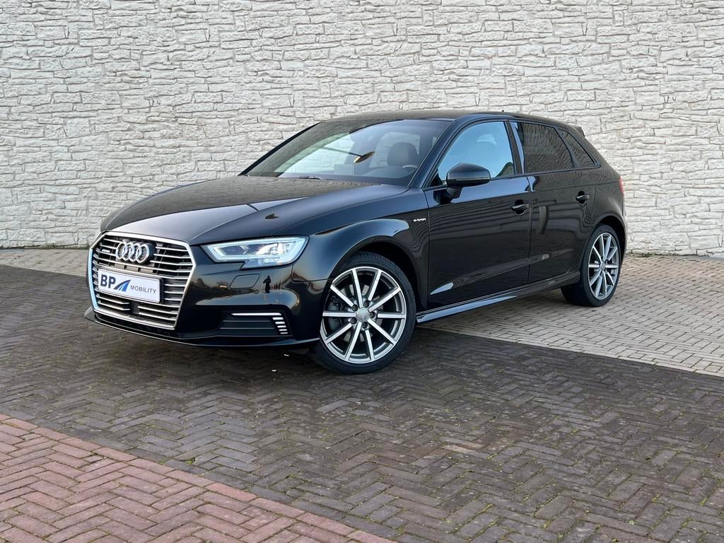 Audi A3 E-tron | S-line | Adaptive | Afn. Trekhaak | B&O |, 4 cilinders, Zwart, Plug-in hybride, 1395 cc