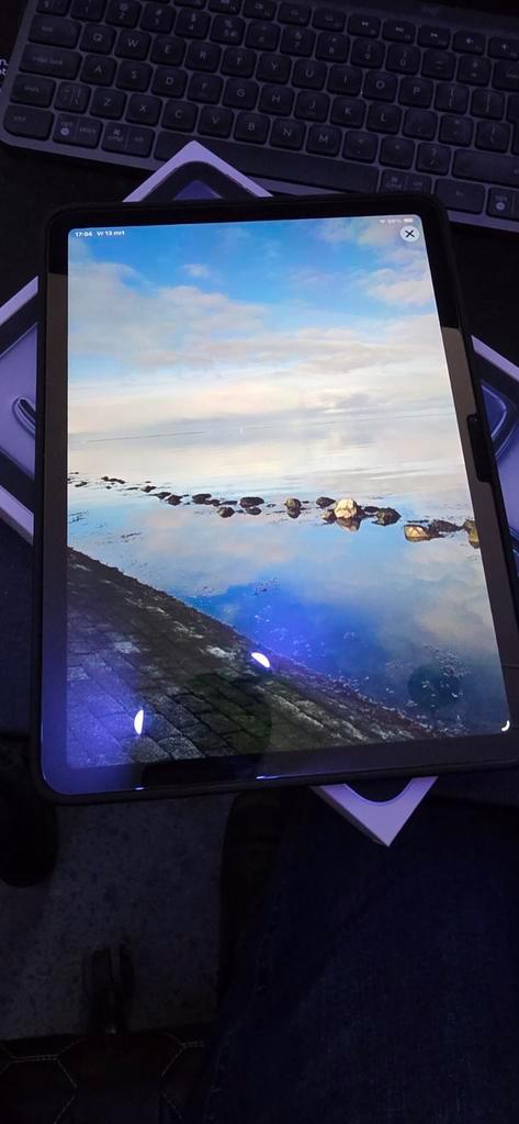 Apple iPad Air M3 11inch 128GB Grijs met screenprotector, Computers en Software, Apple iPads, Zo goed als nieuw, Apple iPad Air