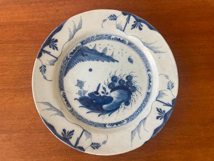 Delfts aardewerk bord 18e eeuw, Antiek en Kunst, Antiek | Keramiek en Aardewerk, Ophalen of Verzenden