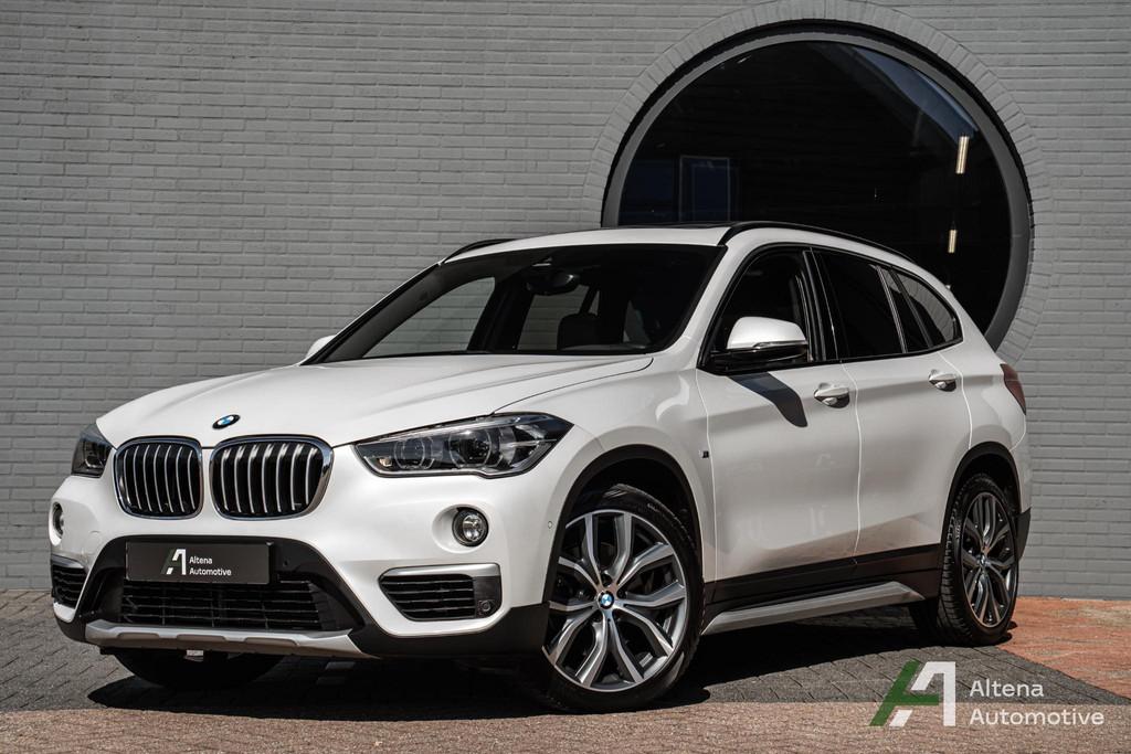BMW X1 sDrive20i Orange Edition II panodak, sportstoelen, le, Auto's, Euro 6, Wit, SUV of Terreinwagen, 1460 kg