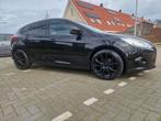 Ford Focus 1.0 Ecoboost 74KW 5-D 2013 Zwart, Auto's, 635 kg, 100 pk, Zwart, Handgeschakeld