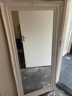 Brocante spiegel met sierlijke lijst, Ophalen of Verzenden, Rechthoekig, 50 tot 100 cm, 150 tot 200 cm