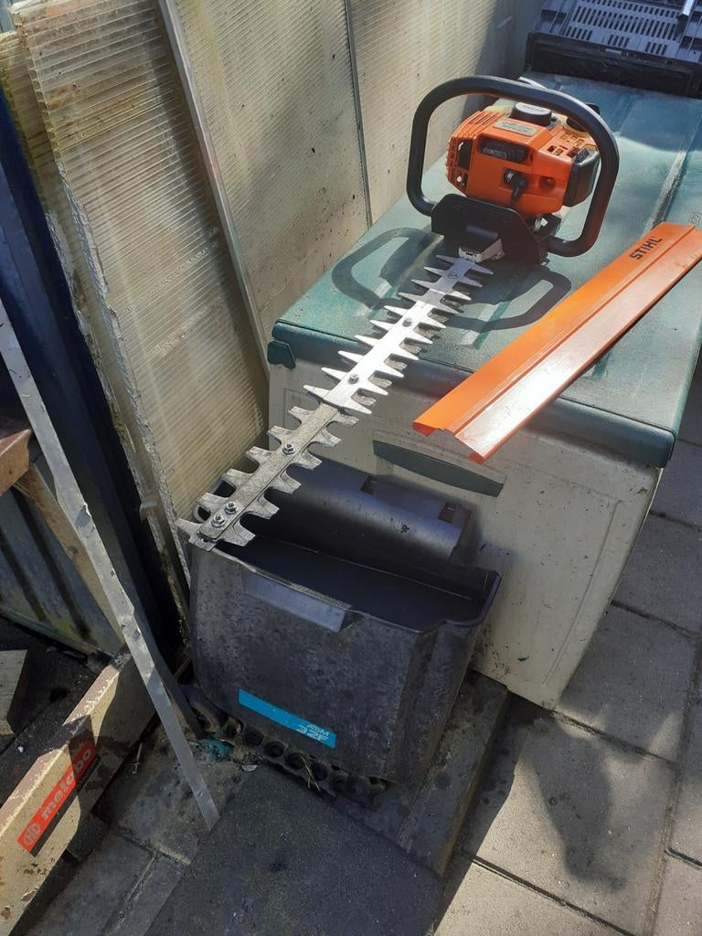 STIHL HS 80 HEGGENSCHAAR, Tuin en Terras, Ophalen, Benzine