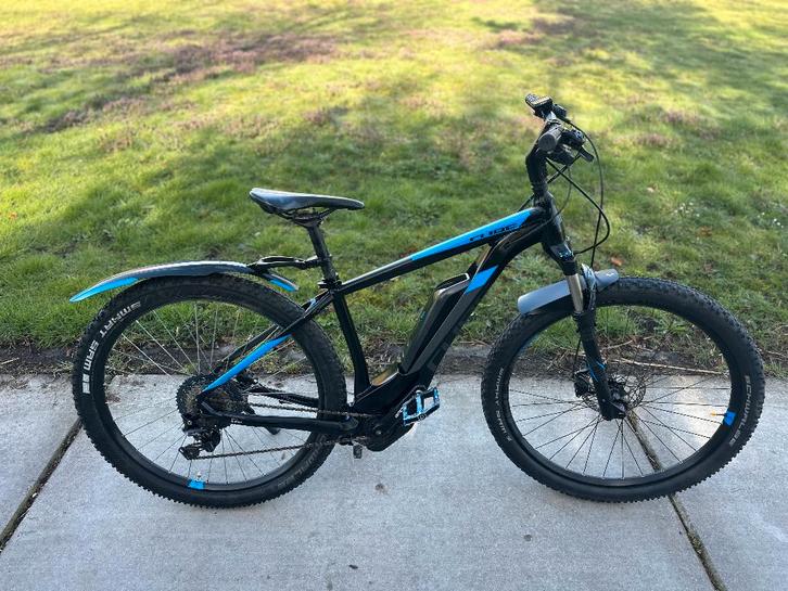 electrische cube reaction bosch middenmotor mountainbike, Fietsen en Brommers, Fietsen | Mountainbikes en ATB, Zo goed als nieuw
