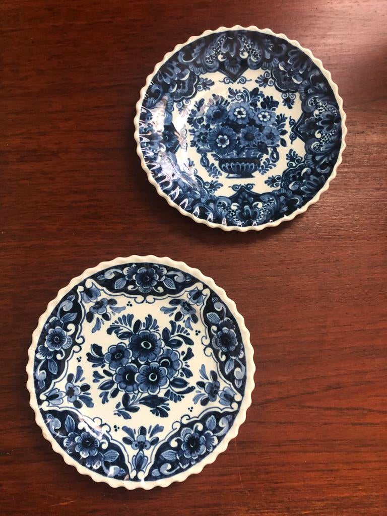 2 Oud Delft borden - Onbeschadigd, Antiek en Kunst, Antiek | Wandborden en Tegels, Ophalen of Verzenden