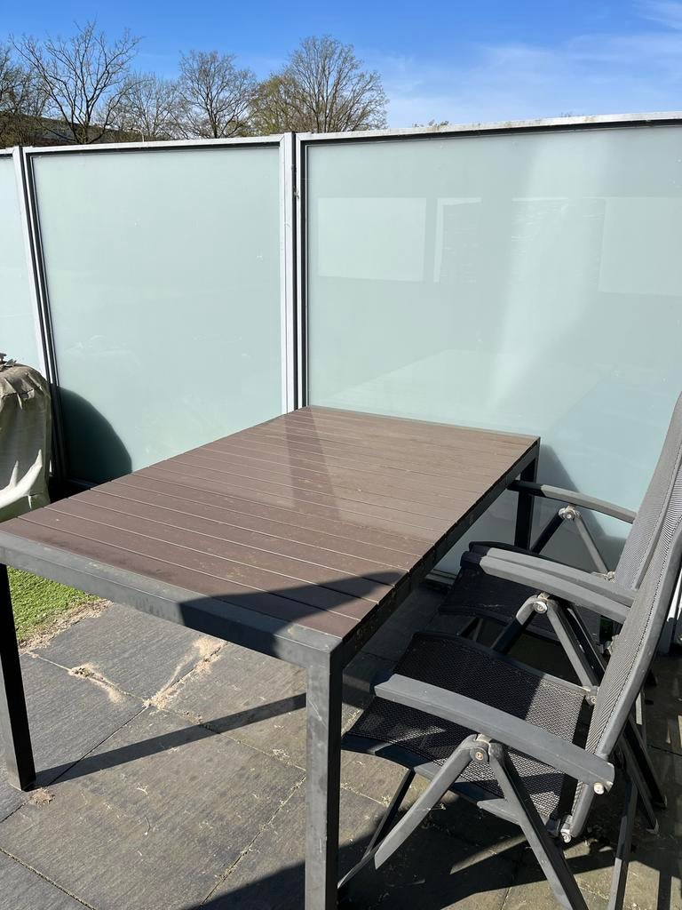 Tuintafel met 2 stoelen en kussens, Tuin en Terras, Overige materialen, Gebruikt, Eettafel, Tuinset