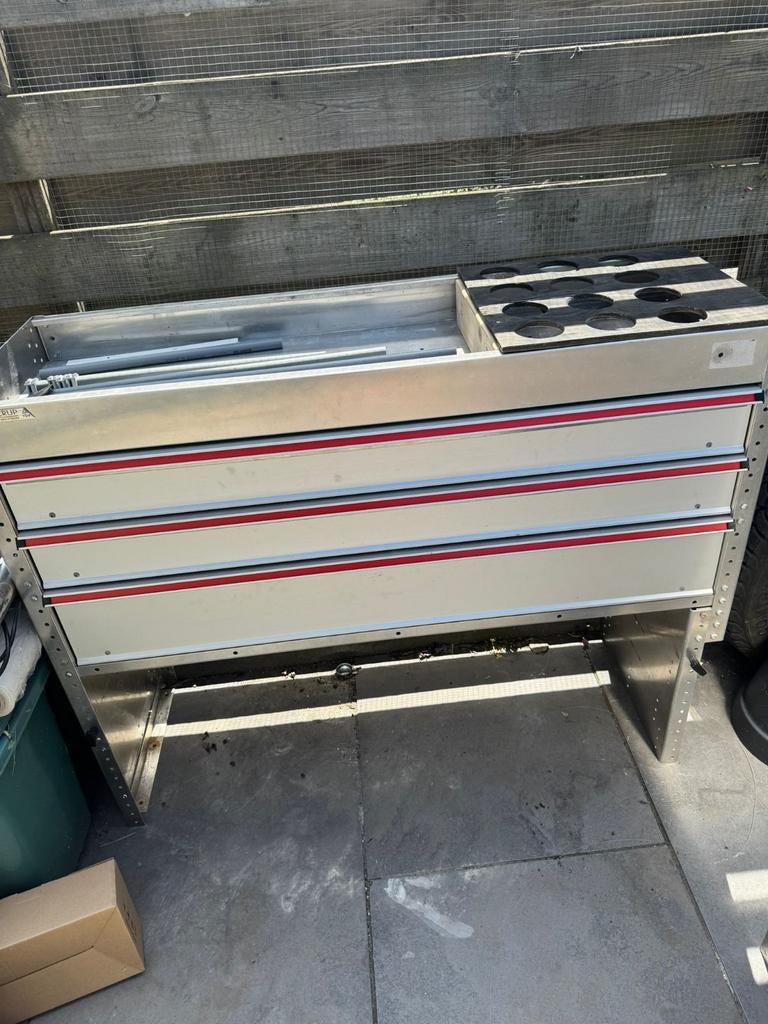 Bedrijfswagen inrichting VW Caddy, Ophalen