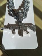 Kitsch ketting foute party / carnaval, Ophalen of Verzenden, Zo goed als nieuw