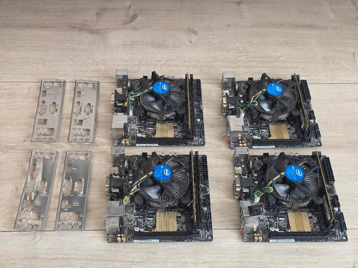 ASUS H110I-PLUS Moederbord + Intel G4600 +4GB DDR4 /Mini-ITX, Computers en Software, Moederborden, Gebruikt, Intel, DDR4, Ophalen of Verzenden