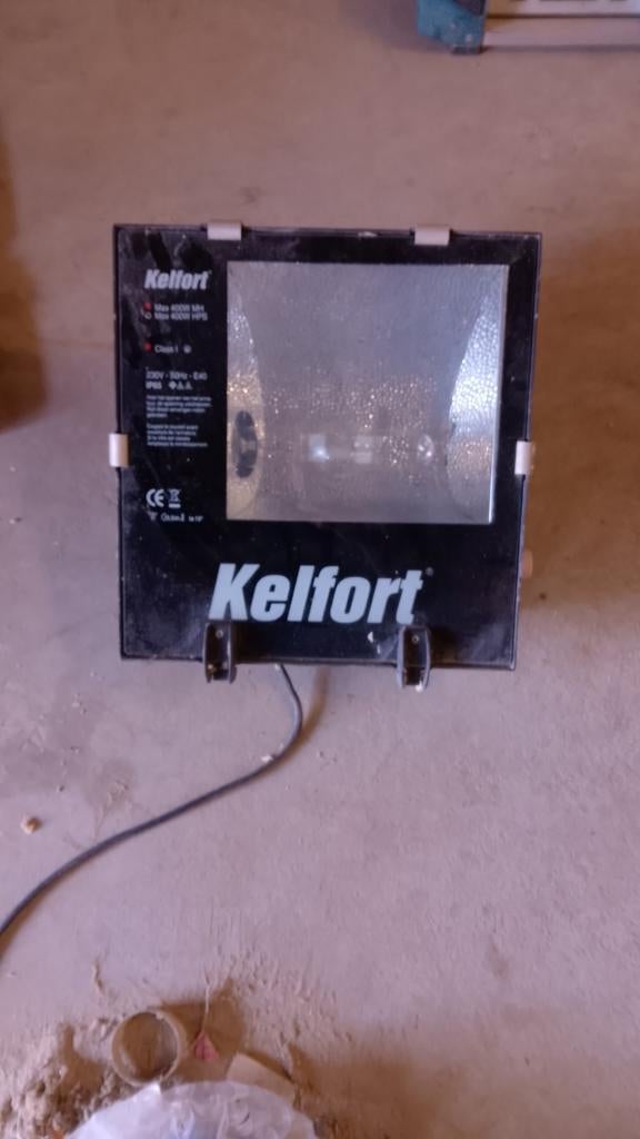 Kelfort Gasontladingslamp - Werkend, Ophalen of Verzenden, Gebruikt, 200 tot 500 watt, Lamp met armatuur