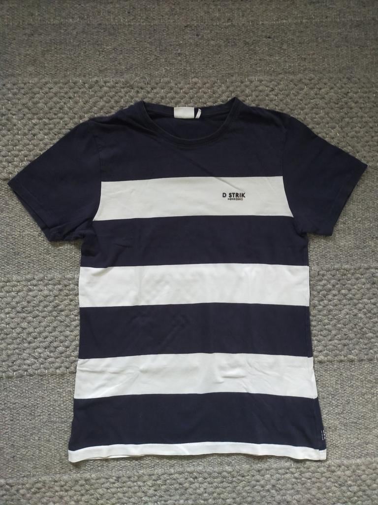 Distrikt Norrebro shirt wit met donkerblauw maat M, Kleding | Heren, T-shirts, Zo goed als nieuw, Maat 48/50 (M), Wit, Ophalen of Verzenden