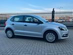 Volkswagen polo 1.0 60pk / Volledige historie / APK 03-2028, Auto's, Voorwielaandrijving, Stof, Euro 6, 60 pk