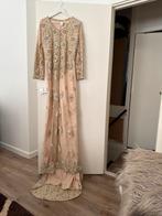 Nieuwe Marokkaanse jurk met prijskaartje, Beige, Nieuw, Onder de knie, Ophalen