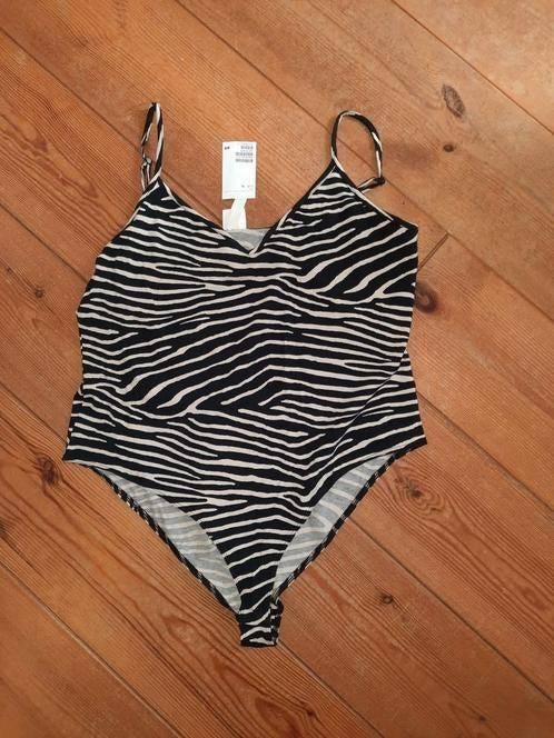 nieuwe zebra top body h&m maat XL, Kleding | Dames, Tops, Zwart, Maat 46/48 (XL) of groter, Nieuw, Ophalen of Verzenden