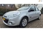 Renault Clio Estate 1.6-16V Night & Day AUTOMAAT DISTR. CRUI, Euro 5, 535 kg, Gebruikt, 4 cilinders