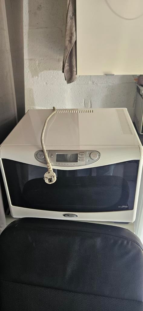 Whirlpool combimagnetron jet stream, Witgoed en Apparatuur, Magnetrons, Ophalen, Combimagnetron, Crisp, Zo goed als nieuw