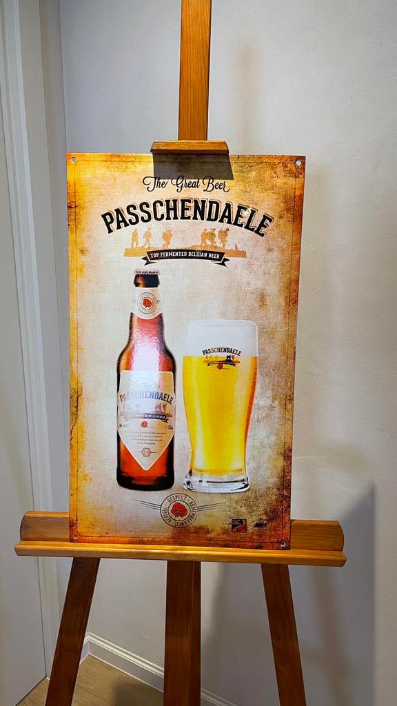 Passchendaele Reclamebord - The Great Beer, Verzamelen, Biermerken, Ophalen, Zo goed als nieuw, Reclamebord, Plaat of Schild, Overige merken
