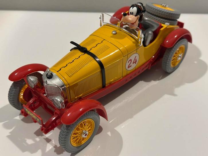 Bburago Disney Collection - 1/18 - Goofy Mercedes Benz SSK, Hobby en Vrije tijd, Modelauto's | 1:18, Zo goed als nieuw, Bburago