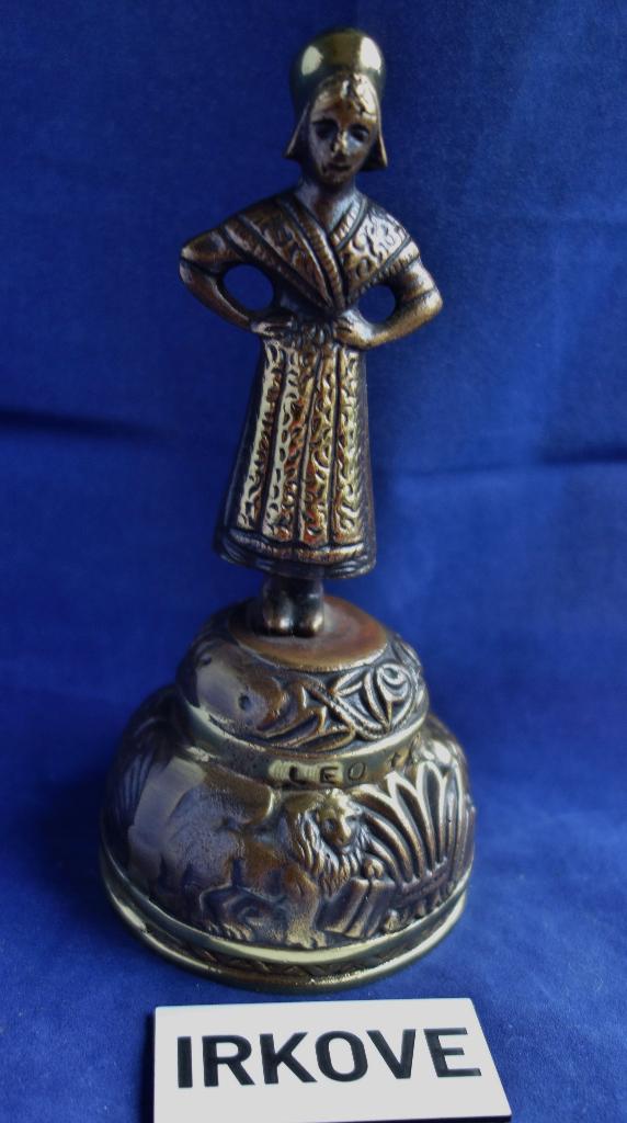 KOPER TAFEL BELLEN * TWEE Hele Mooie *, Antiek en Kunst, Verzenden, Koper