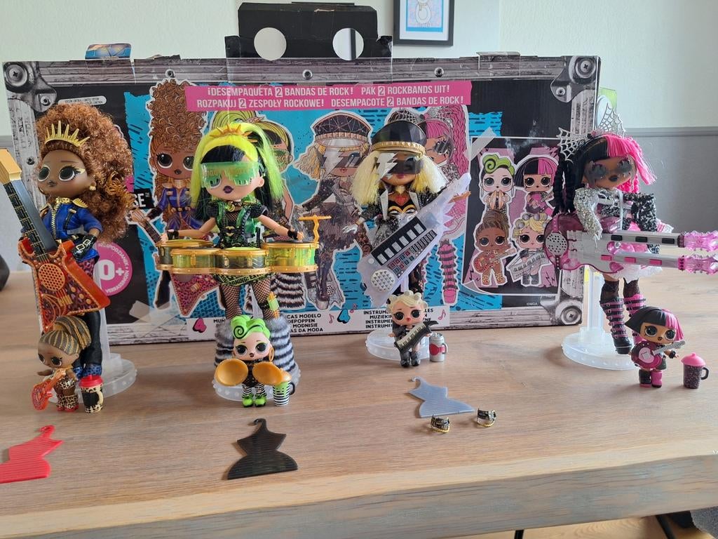 LOL SUPER SURPRISE-REMIX ROCKBAND, Kinderen en Baby's, Speelgoed | Poppen, Ophalen, Zo goed als nieuw, Overige typen