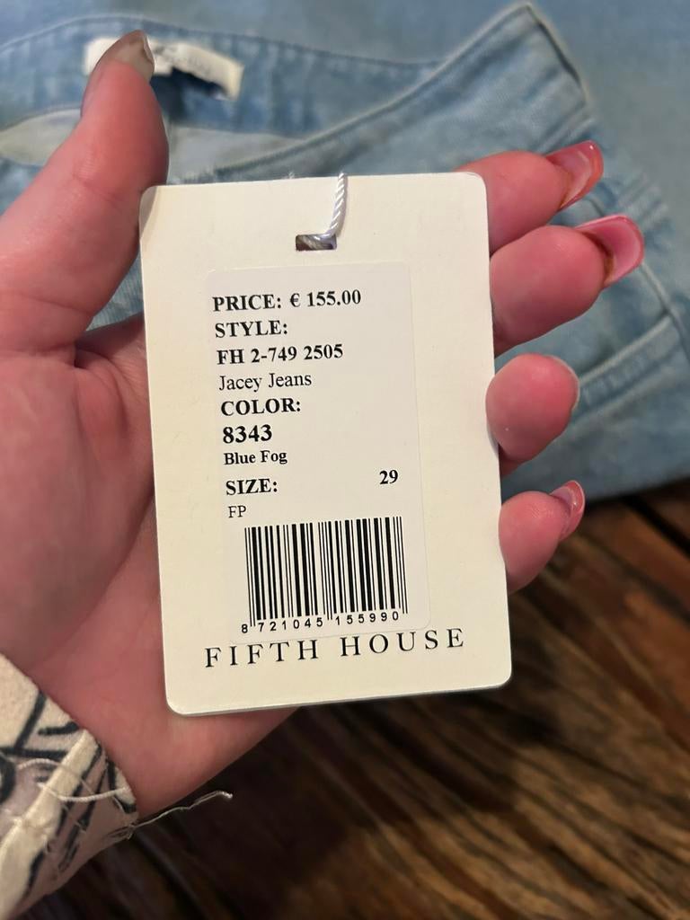 Nikkie/fithhouse jeans maat 29 valt als 28, Kleding | Dames, Spijkerbroeken en Jeans, Ophalen of Verzenden, Nieuw, Blauw, W28 - W29 (confectie 36)