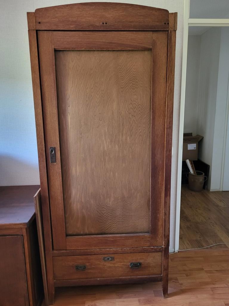 Antieke kast met spiegel - snel ophalen!, Ophalen