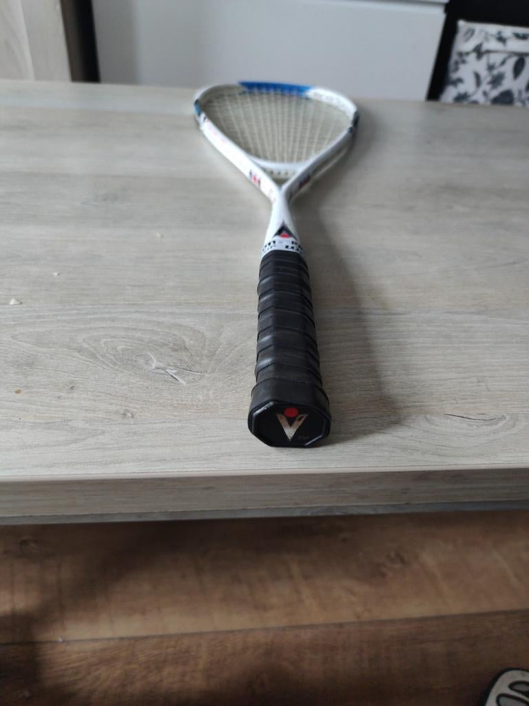 Karakal Squash Racket - Perfect voor beginners, Gebruikt, Ophalen of Verzenden, Wilson, Customerservice@wilson.com