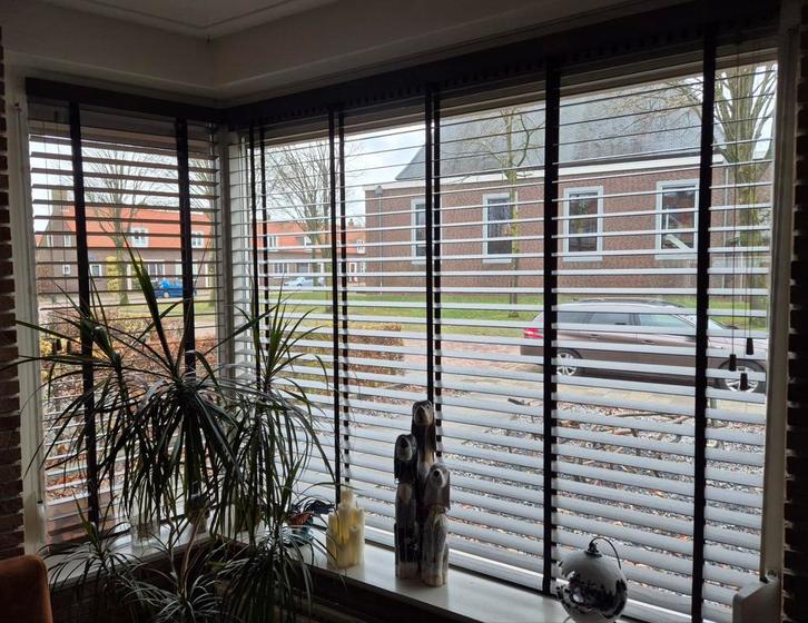 Jaloezieën Veneta, Huis en Inrichting, Stoffering | Gordijnen en Lamellen, Gebruikt, 150 tot 200 cm, 150 tot 200 cm, Bruin, Ophalen