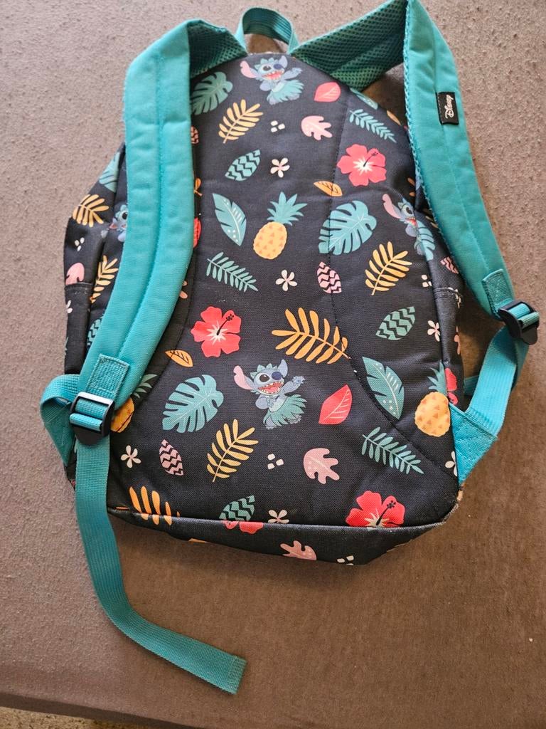 Disney Stitch rugzak - gebruikt, Sieraden, Tassen en Uiterlijk, Gebruikt, Minder dan 30 cm, Disney of Dora, Ophalen of Verzenden