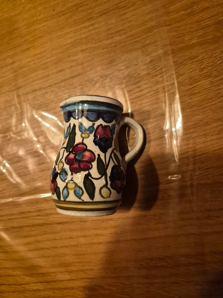 Decoratieve Miniatuur Kruikje met Bloemenpatroon, Antiek en Kunst, Ophalen