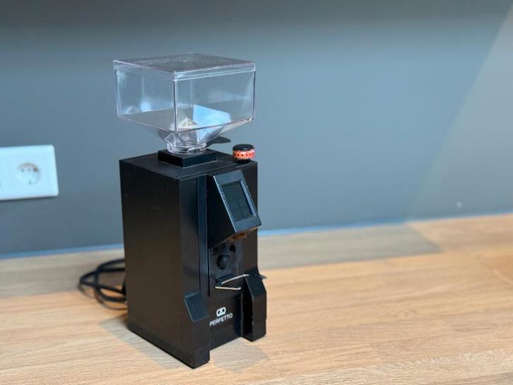 Eureka Mignon Perfetto Black Koffiemolen, Garantie, Witgoed en Apparatuur, Koffiemachine-accessoires, Zo goed als nieuw, Ophalen of Verzenden