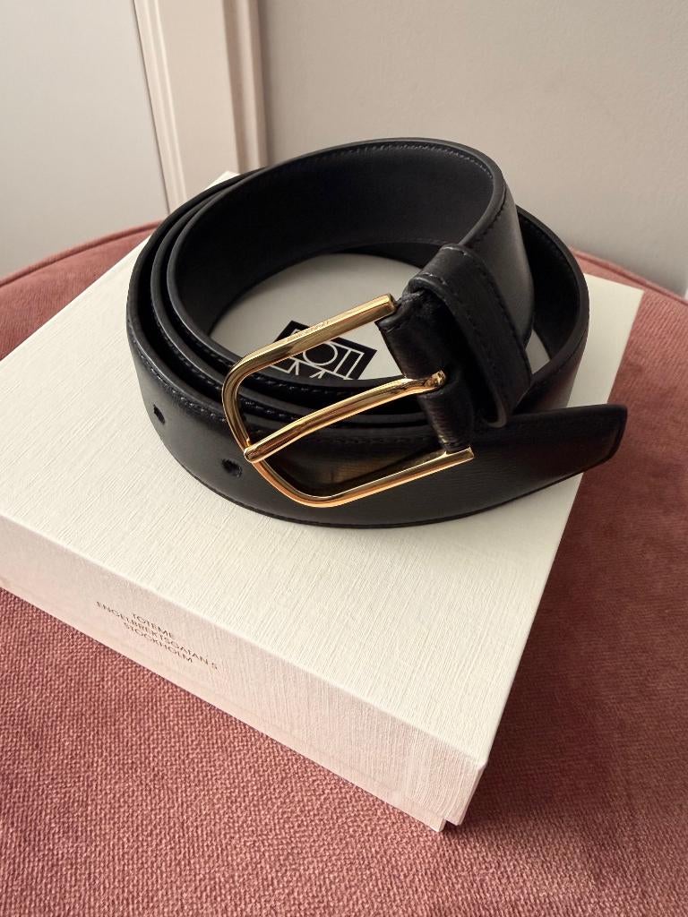 toteme classic belt riem zwart | 90, Kleding | Dames, Riemen en Ceinturen, 80 tot 90 cm, 3 tot 5 cm, Nieuw, Tailleriem