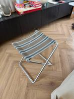 Crespo krukje -inklapbaar campingkrukje met tafelplaat, Ophalen of Verzenden, Gebruikt, Staal