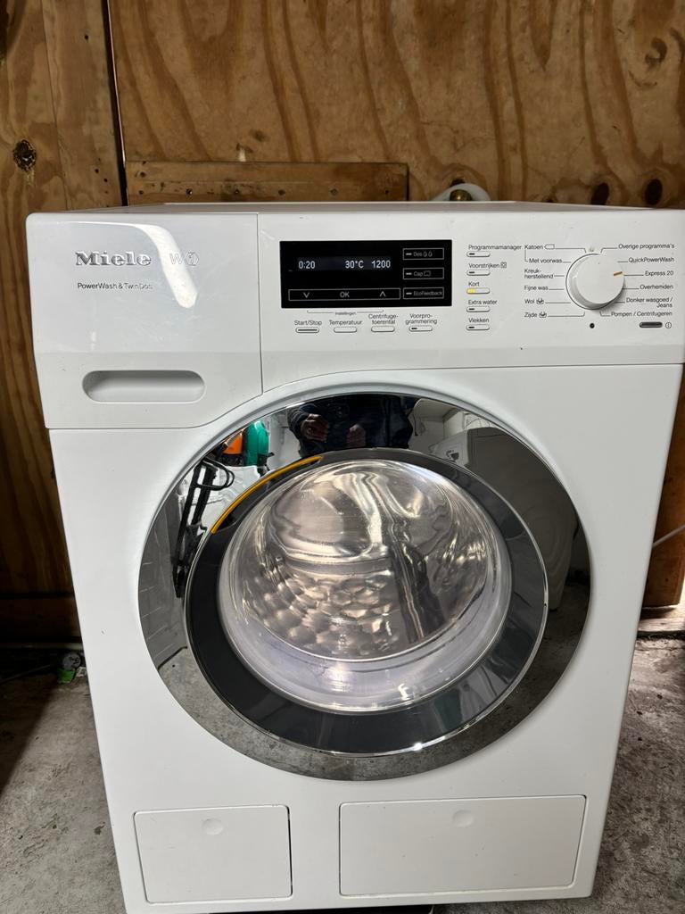 Miele TwinDos , Power wash ,8 Kg , A+++,1600 Toeren, Witgoed en Apparatuur, Wasmachines, 8 tot 10 kg, Ophalen of Verzenden, 85 tot 90 cm