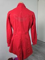 Adidas rode jas met kroon en Trefoil logo Missy Elliot, Maat 38/40 (M), Adidas, Ophalen of Verzenden, Zo goed als nieuw