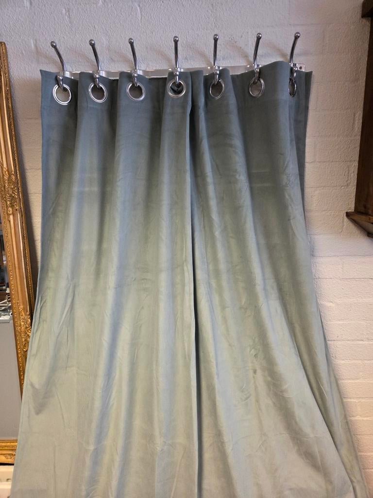 Kant en klaar gordijn velours zachtgroen met ophangringen, Huis en Inrichting, Ophalen, Gebruikt, 100 tot 150 cm, 200 cm of meer