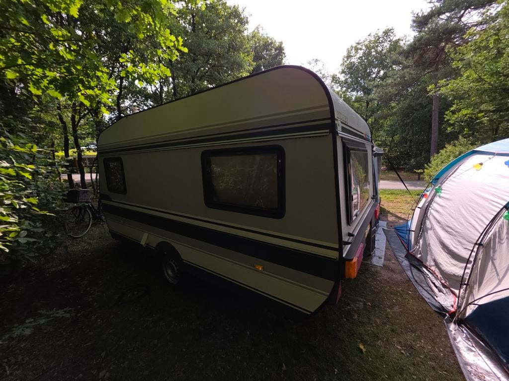 Hobby Caravan met voortent en luifel, Caravans en Kamperen, Rondzit, Bedrijf, Kachel, Tot en met 4