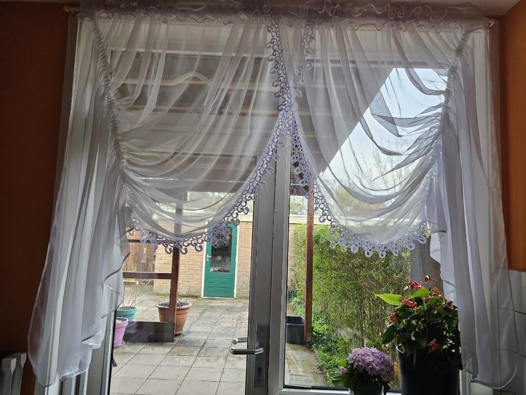 Gordijnen 170 cm breed, Wit, 150 tot 200 cm, Ophalen of Verzenden, Zo goed als nieuw