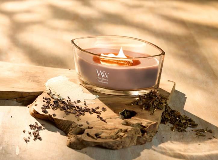 Woodwick geurkaars ellipse div geuren € 25,-, Ophalen of Verzenden, Nieuw, Overige materialen, Kaars