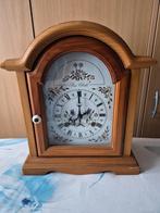 Goed werkende vintage tafelklok - Pine Clocks, Ophalen