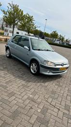 Peugeot 106 1.4 Sport 2001 Grijs, Auto's, Peugeot, Voorwielaandrijving, 4 cilinders, 400 kg, Origineel Nederlands