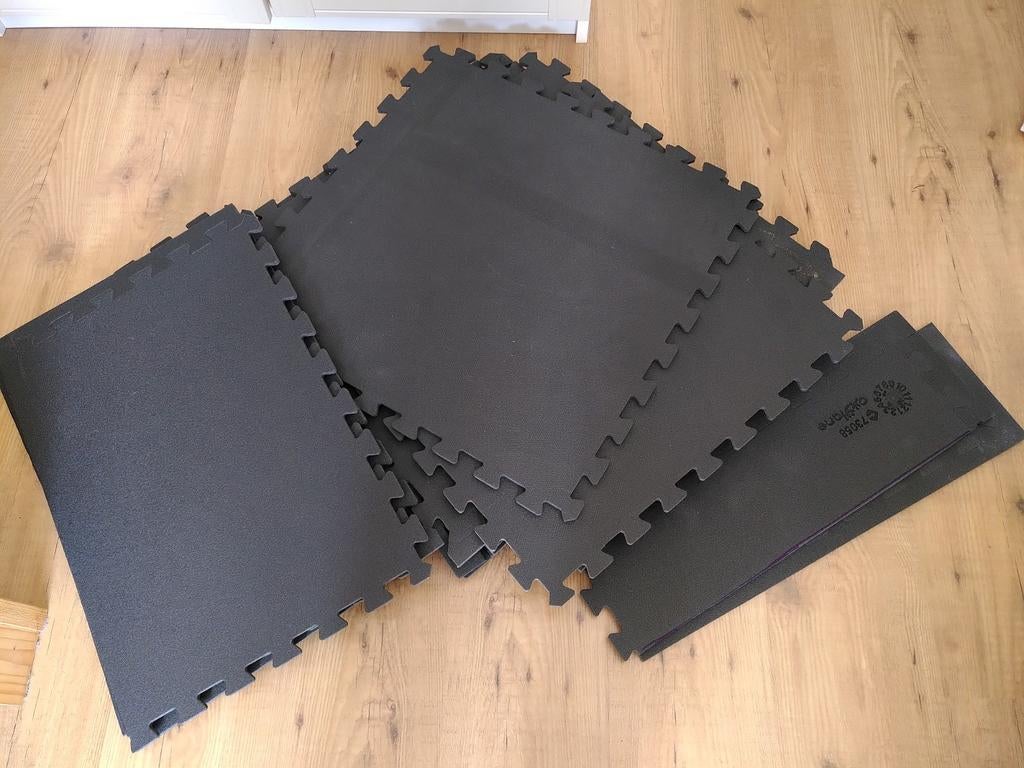 Fitnessmatten / Vloertegels voor thuisfitness, Sport en Fitness, Fitnessmaterialen, Gebruikt, Fitnessmat, Armen, Benen, Borst